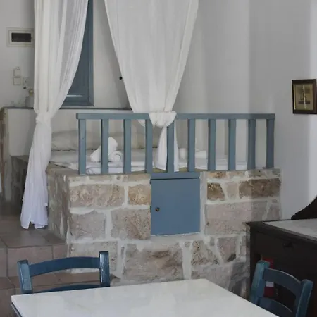 Patmos Cute Seafront Escape For 3 *