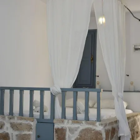 Patmos Cute Seafront Escape For 3 *